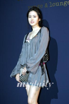 배*우 이미지